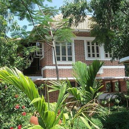 Inn Pondiville Forest Retreat Pondicherry Exterior photo