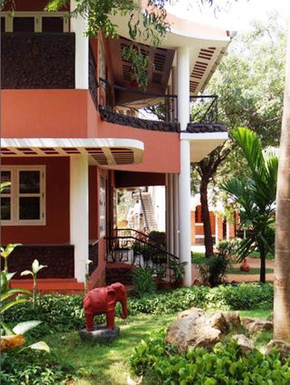Inn Pondiville Forest Retreat Pondicherry Exterior photo
